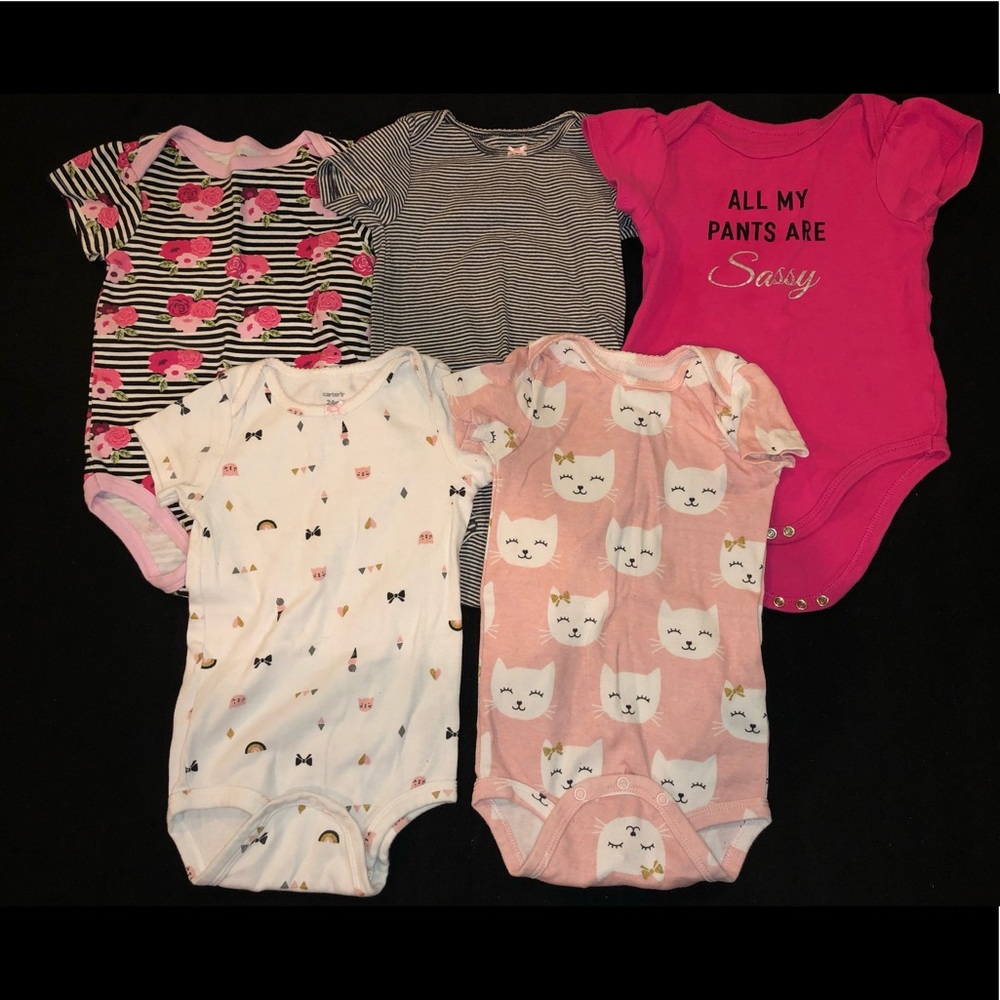 5 PK Carter’s girls bodysuit- Sz 24M